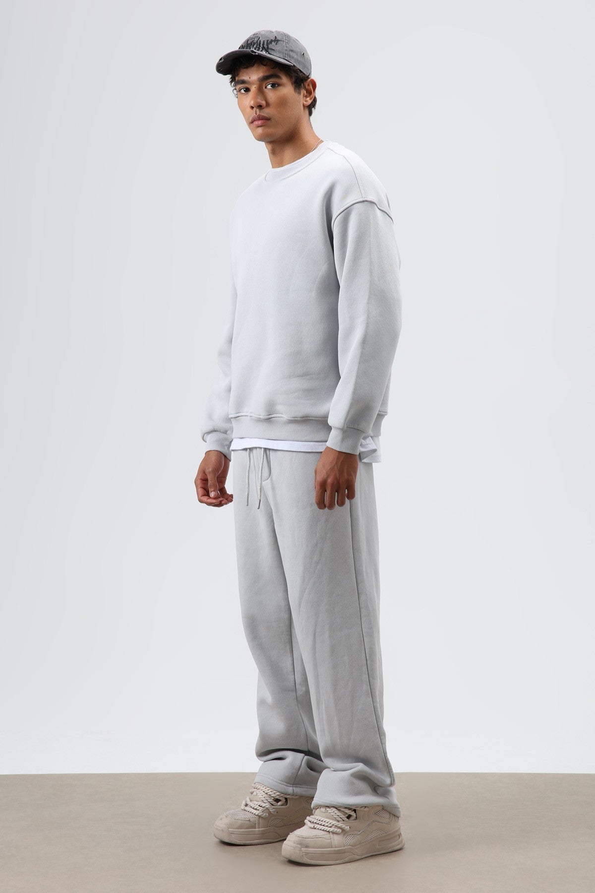 Pre-Washed Baggy Sweatpants