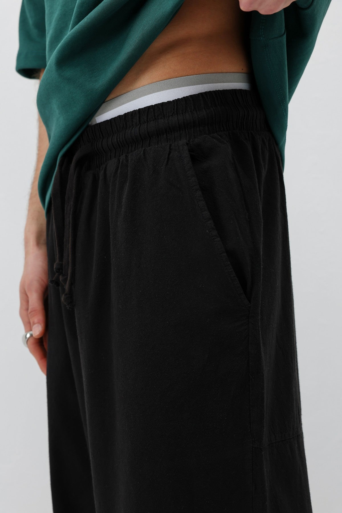 Super Baggy-Fit Linen Pants