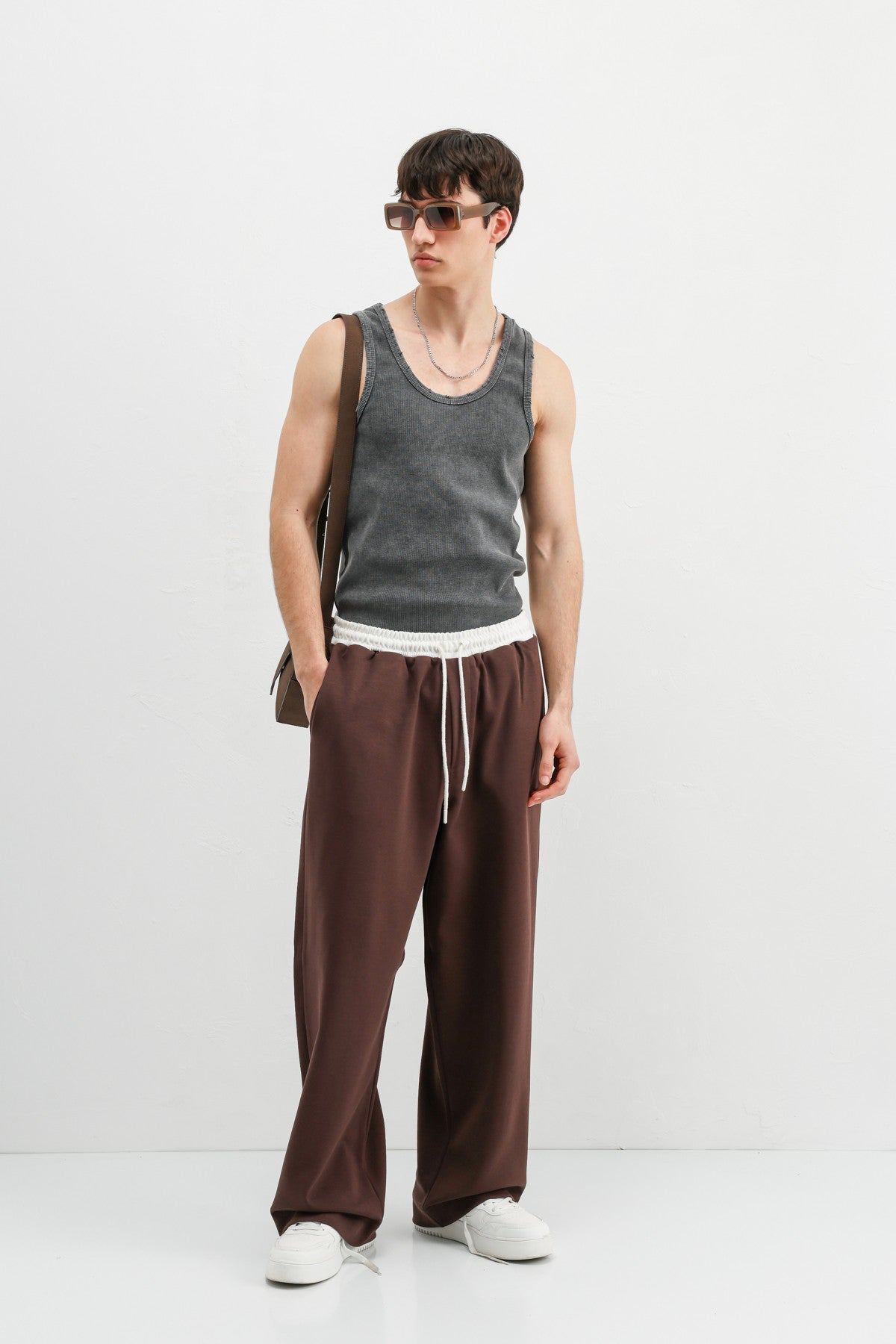 Baggy-Fit Sweatpants V80-41