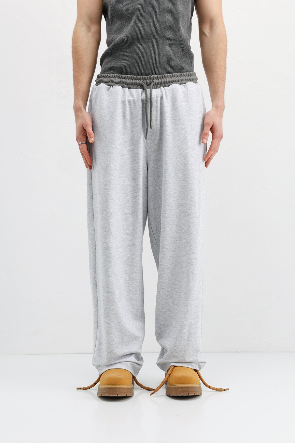 Baggy-Fit Sweatpants