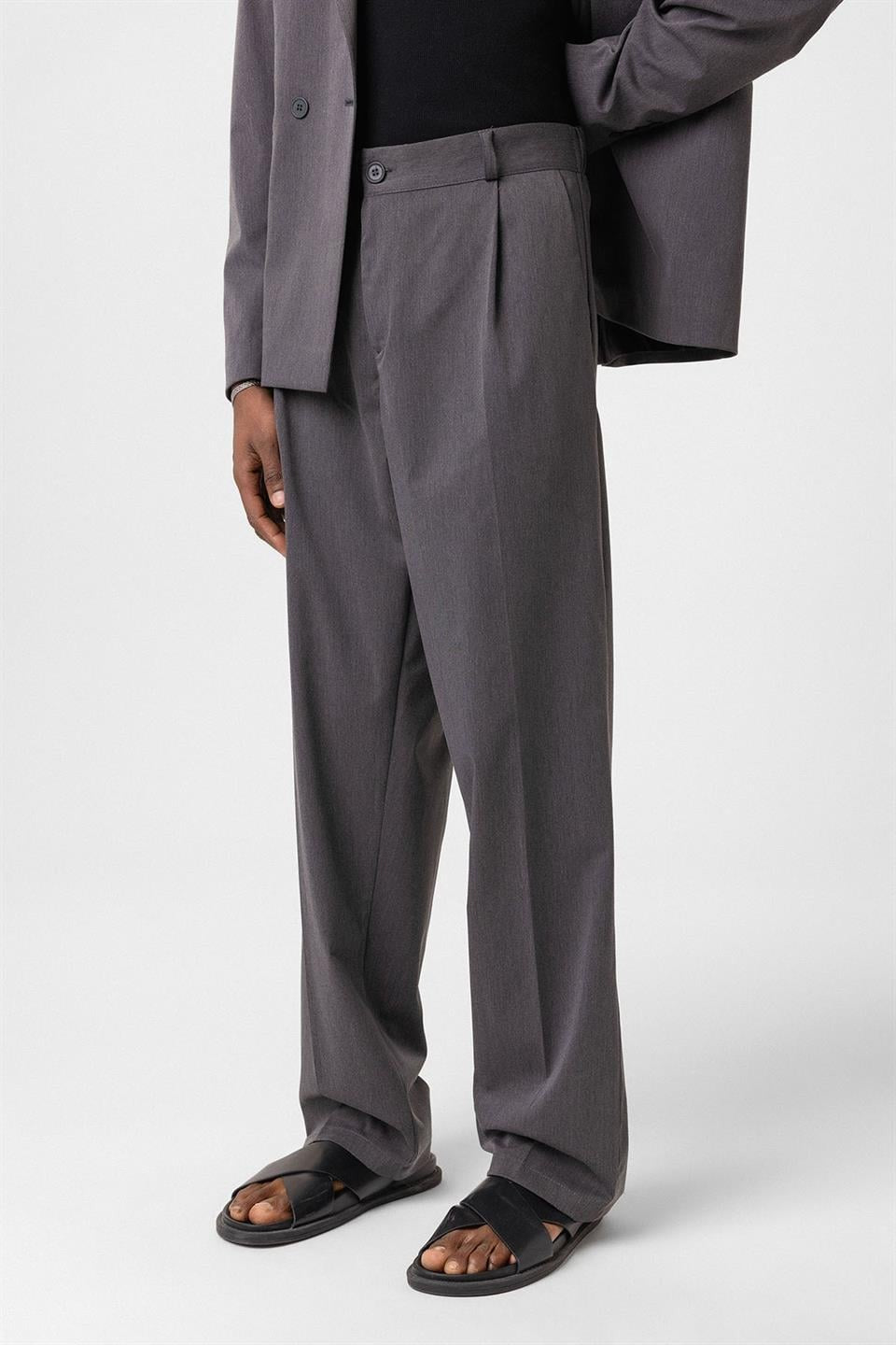 Single-Button Oversized Suit