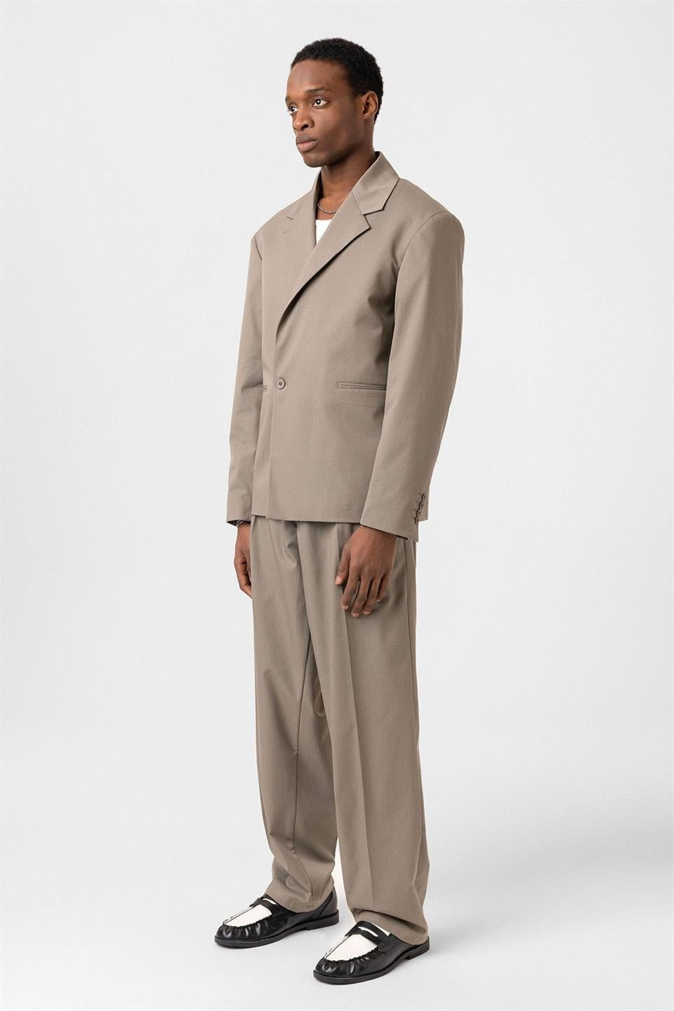 Single-Button Oversized Suit