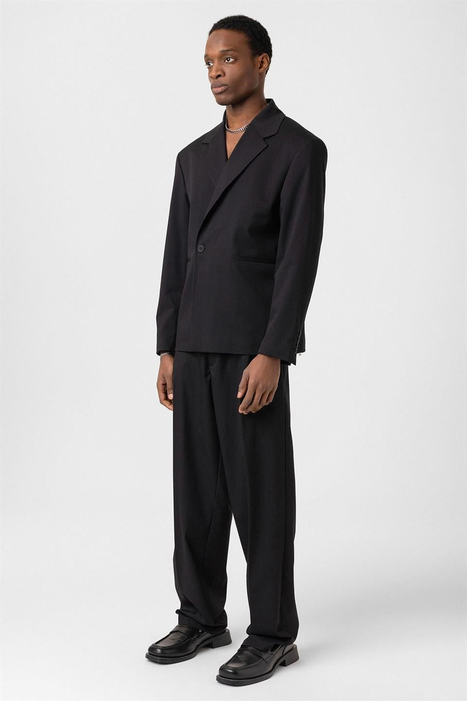 Single-Button Oversized Suit