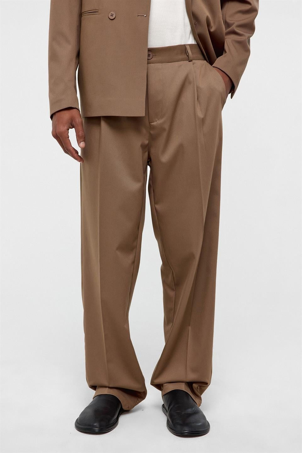 Single-Button Oversized Suit