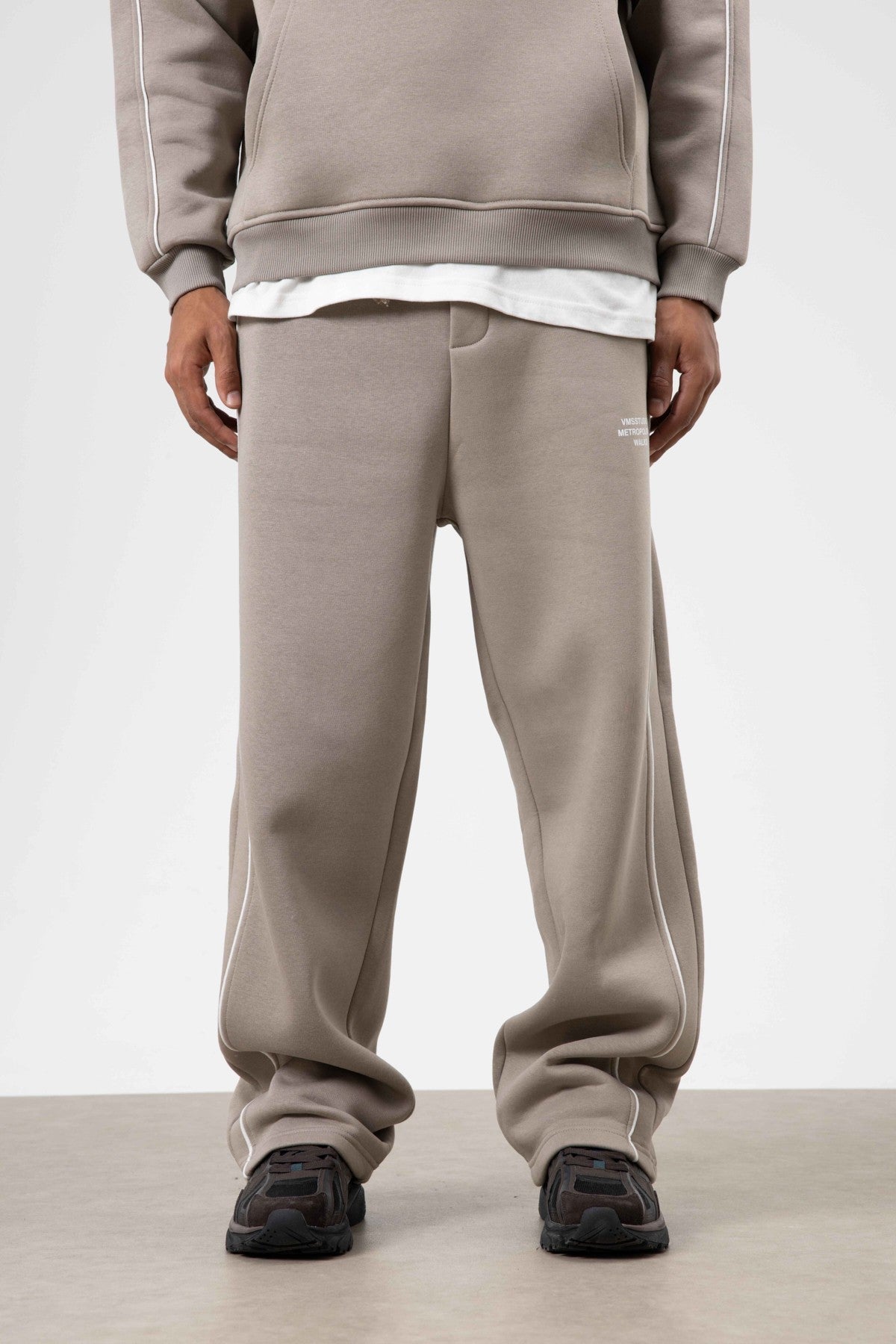 Oversized Sweatsuit Set with Stripe Details
