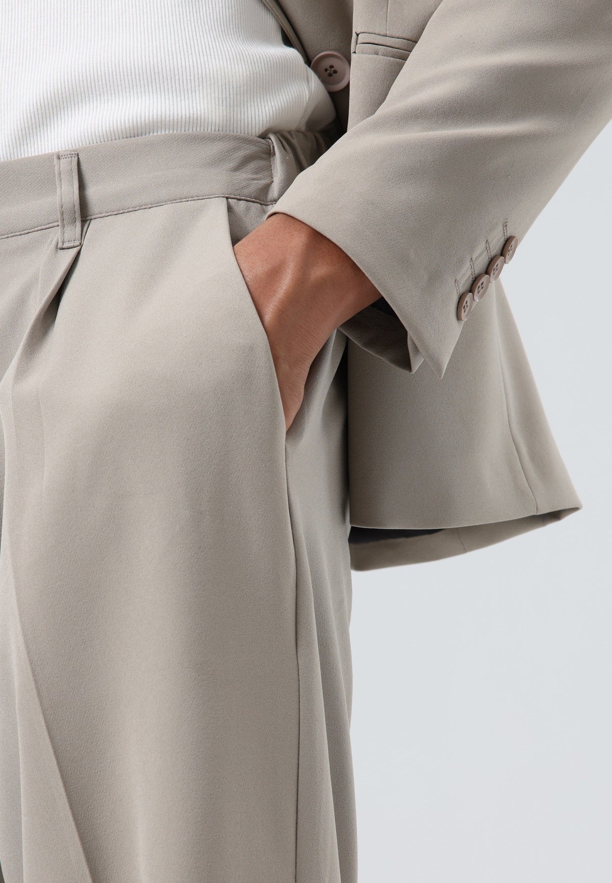 Oversized Double-Breasted Suit